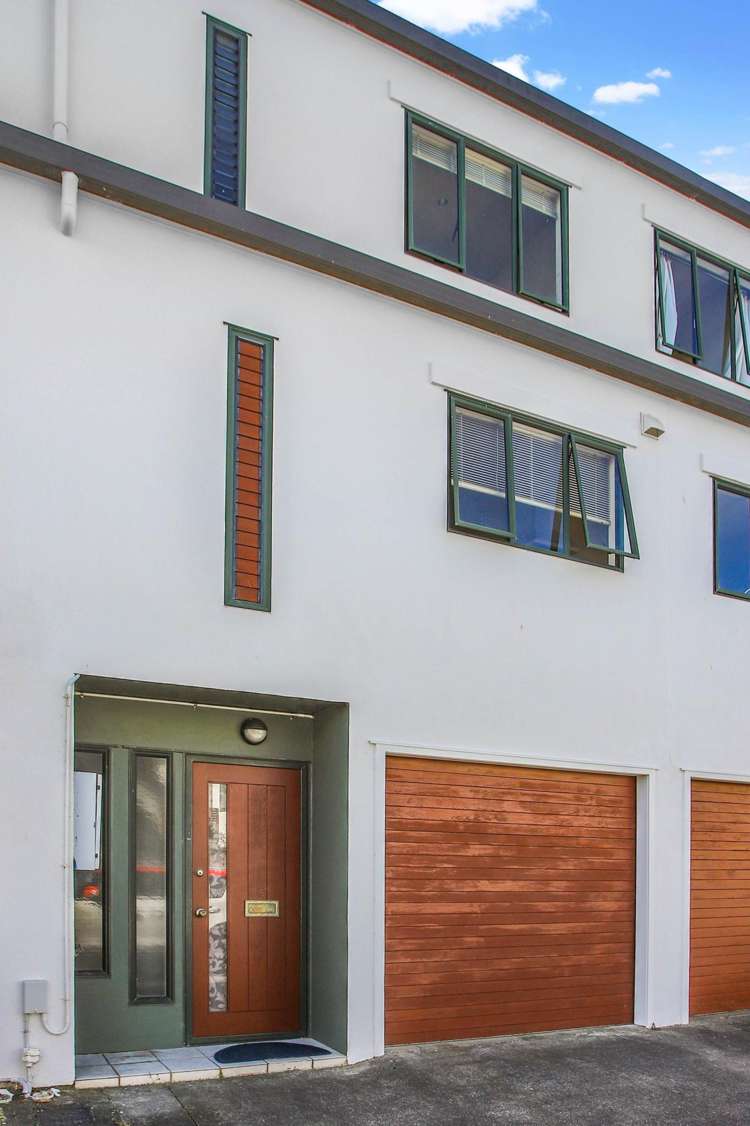 5/12 Ambrico Place New Lynn_10