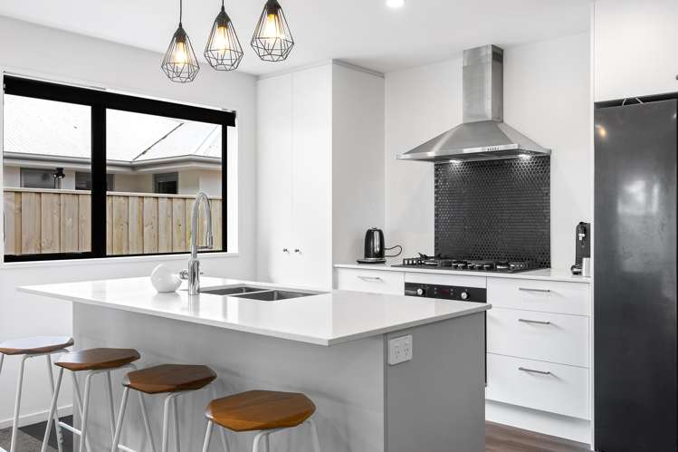 3 Crossley Avenue Woodend_9