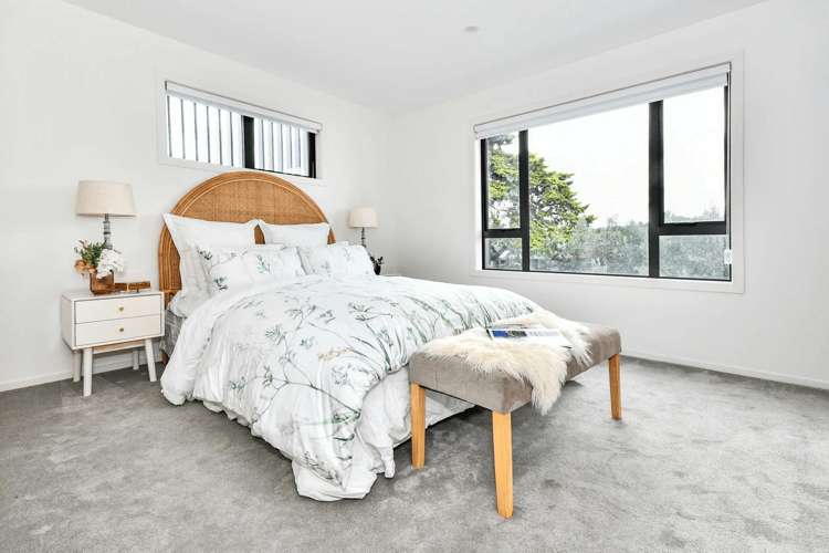 2/75 McAnnalley Street Manurewa East_14
