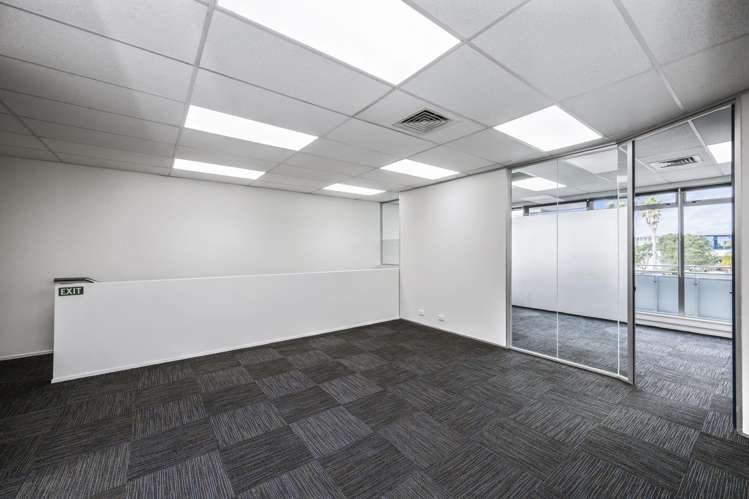A1/4 Antares Place Albany_6