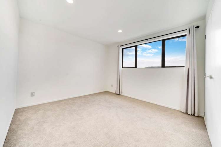 3A Frontier Lane Flat Bush_10