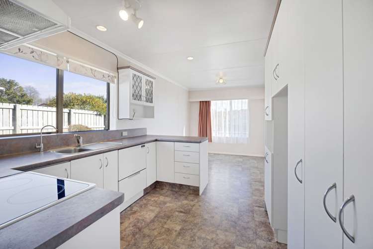 11 Towai Street_4