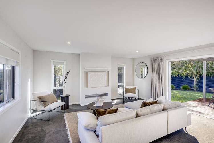 816A Churchill Street Akina_5