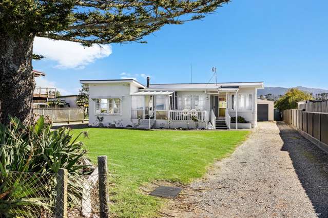 871 East Coast Road Kaiaua_1