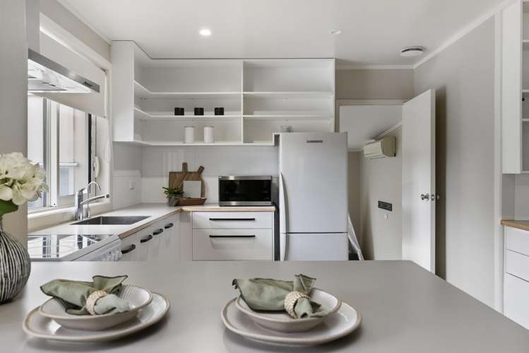 9 Kowhai Road Rainbow Point_1