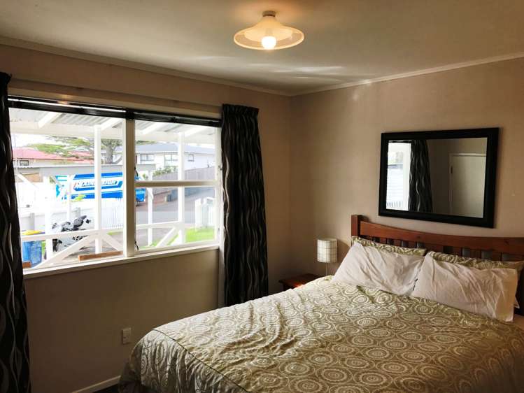 19 Coburg Street Henderson_7