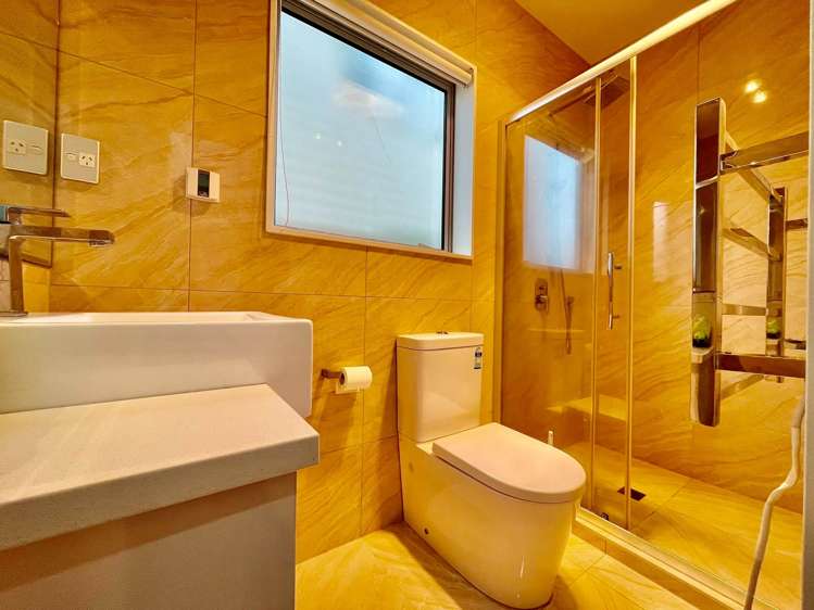 9 Evelina Lane Flat Bush_6