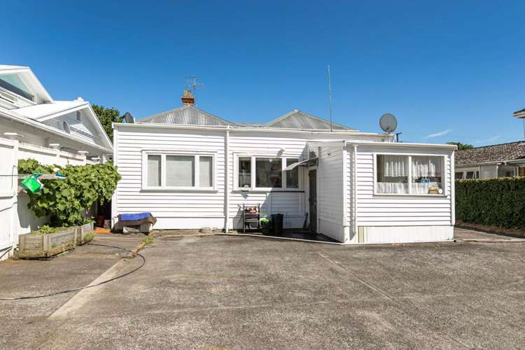 12 Kenyon Avenue Mt Eden_1