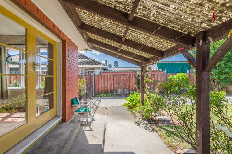 49 Maunsell Street Woolston_15