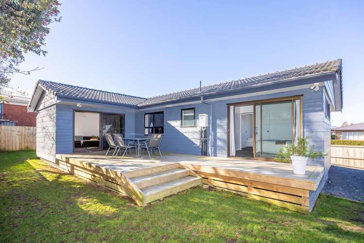 25 Thorncombe Road_2
