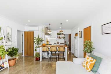 1/100 Symonds Street_2