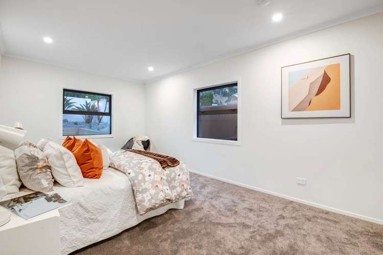 31 Churchill Road Murrays Bay_27