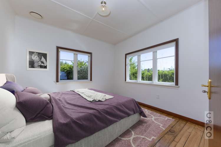 231 Waitakere Road Taupaki_15