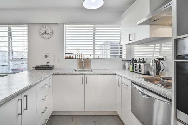 1/410 Avenue Road West Hastings_1