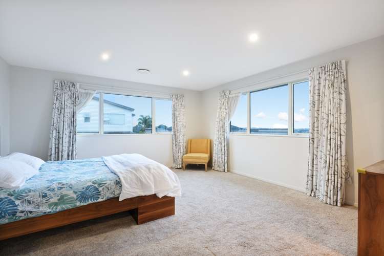 7 Syrah Crescent Ranui_16