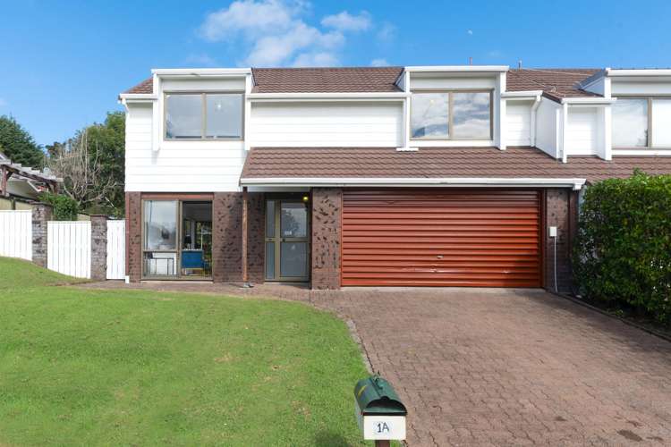 1A Malloy Place Eastern Beach_1