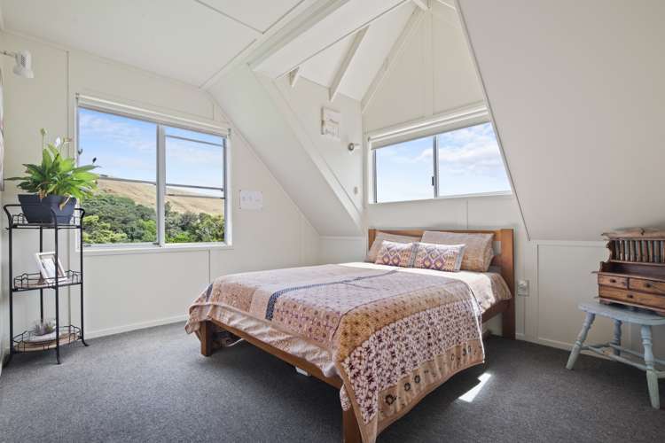 231 J Renall Road Pollok_10