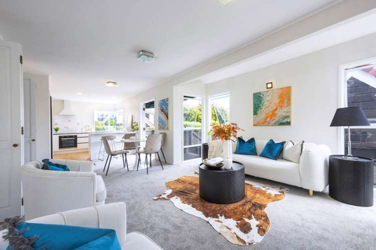 6/110 Norman Lesser Drive St Johns_7