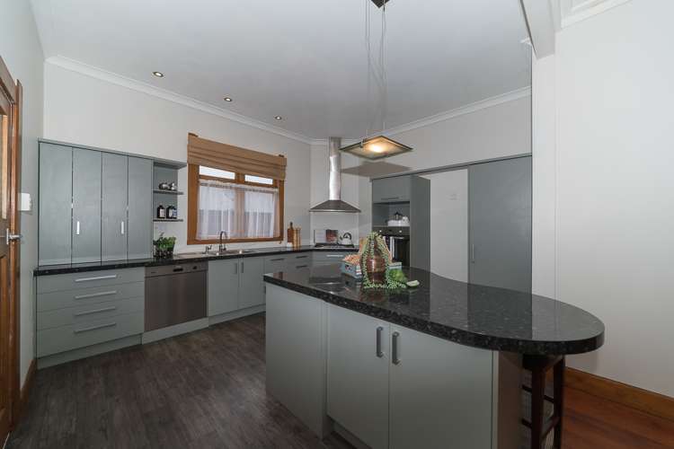 102 Warwick Street Feilding_9