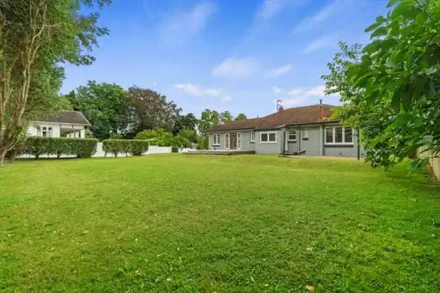 215 River Road 1055_3