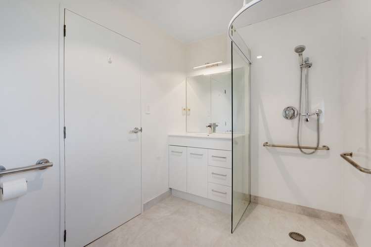 2/2 Napoleon Avenue Milford_10