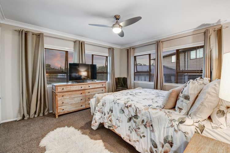 42 Albatross Road Red Beach_13