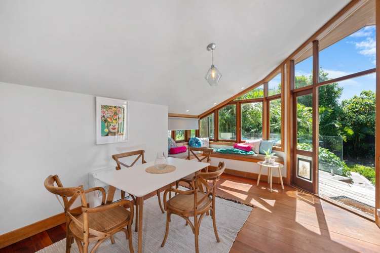 107 Vauxhall Road Narrow Neck_18