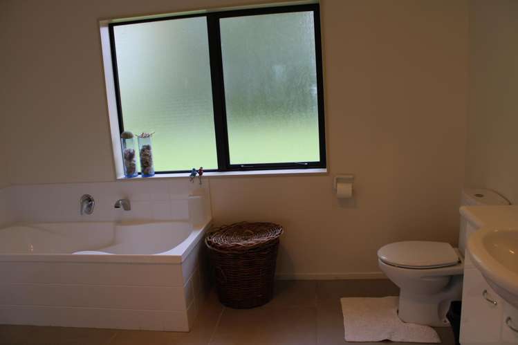 183 Kimihia Road Huntly_10