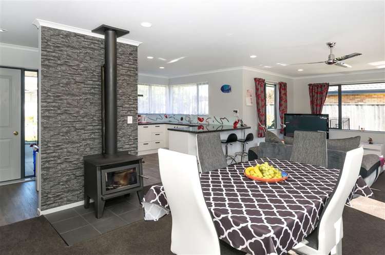 7 Vorbach Place Renwick_1