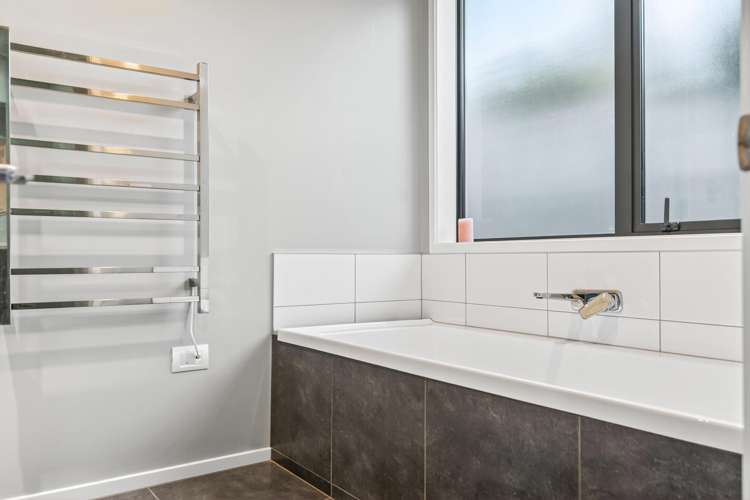 7 Centre Crescent Wanaka_19