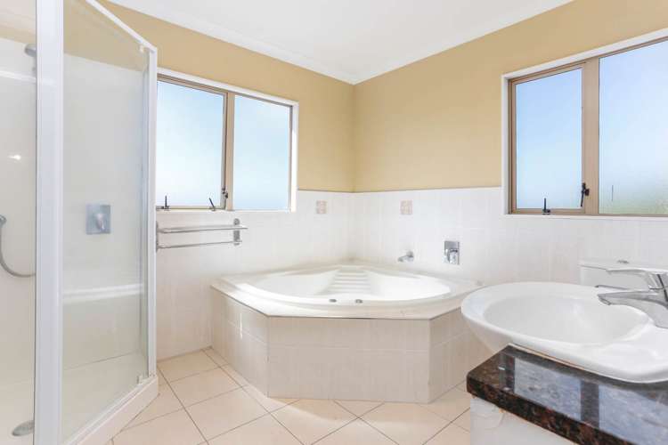 17 Maidstone Place Oteha_16