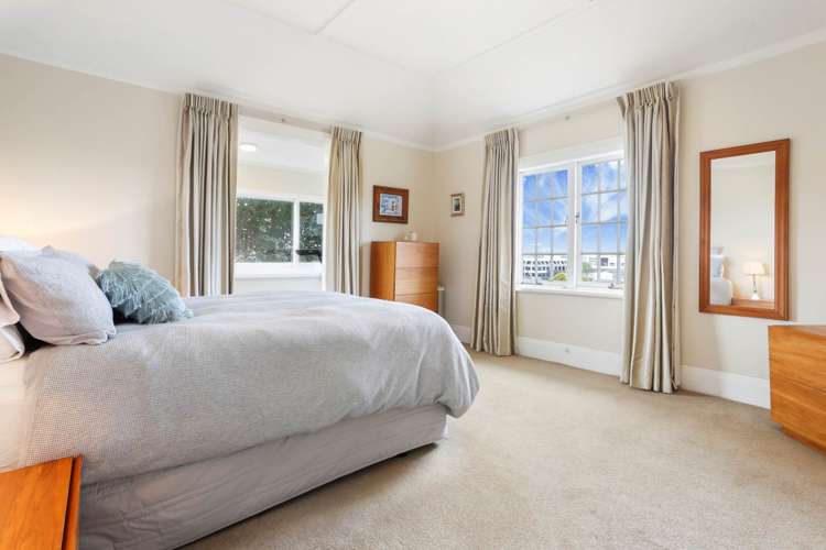 29 Seccombes Road Epsom_15