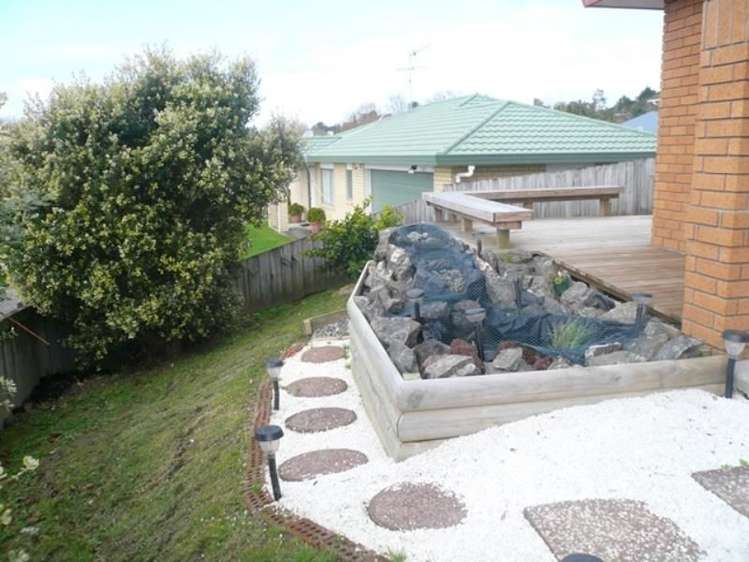 16 Roick Parade Glen Eden_1