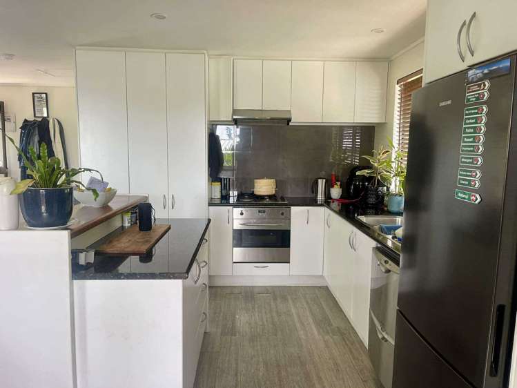 9A Taioma Crescent Te Atatu Peninsula_2