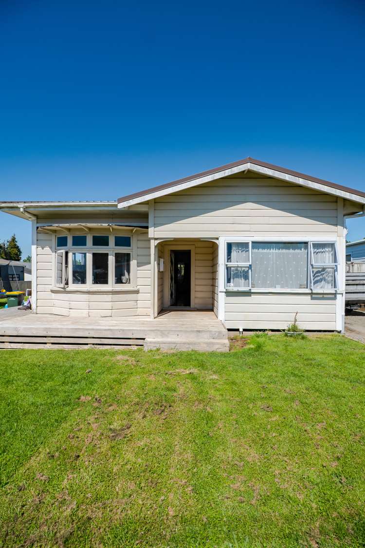 1277 Egmont Road Egmont Village_55