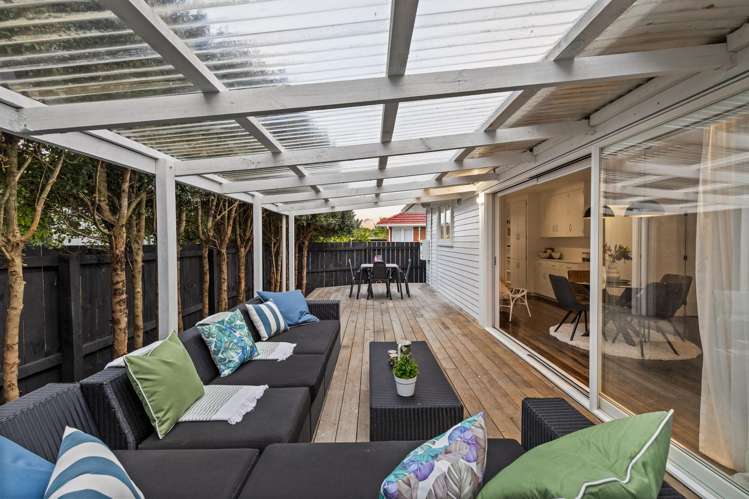 52 Neil Avenue Te Atatu Peninsula_22