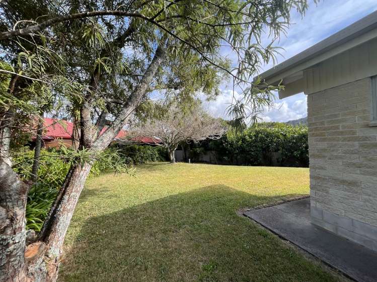 1071 Huia Road Huia_1