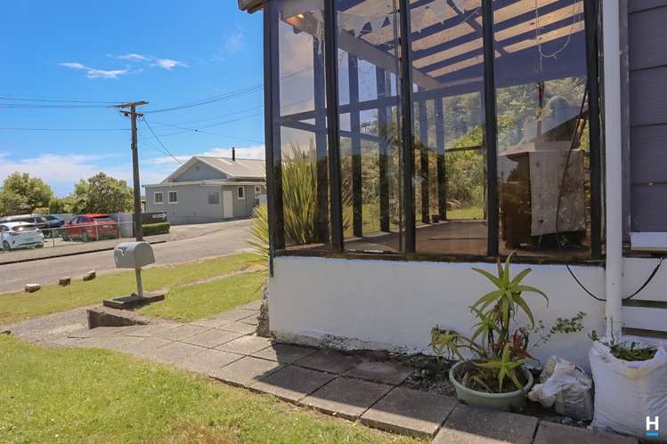 3 Sturge Street Cobden_32