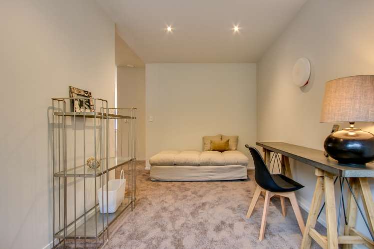 16 Hornsey Road Bluff Hill_12