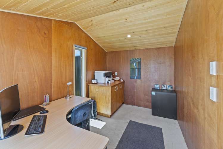 16 Collins Road Richmond_14