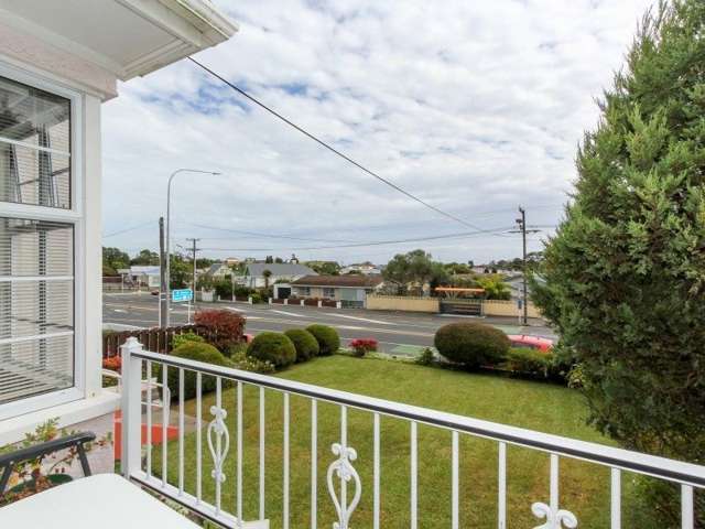 197 Tukapa Street Westown_2