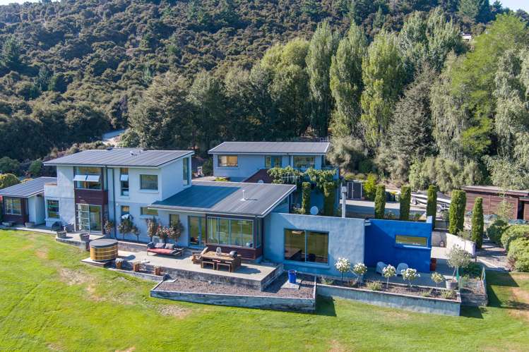 691 Aubrey Road Albert Town_32