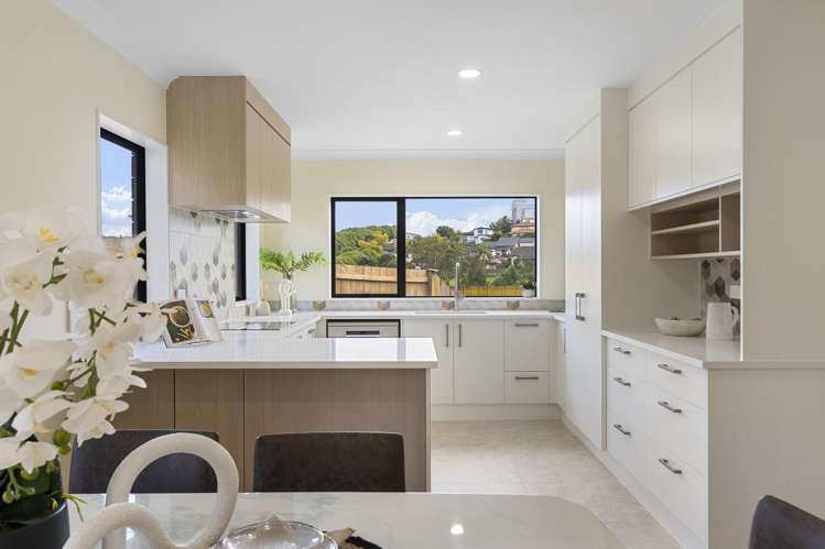 10 Mediterranean Way Goodwood Heights_10