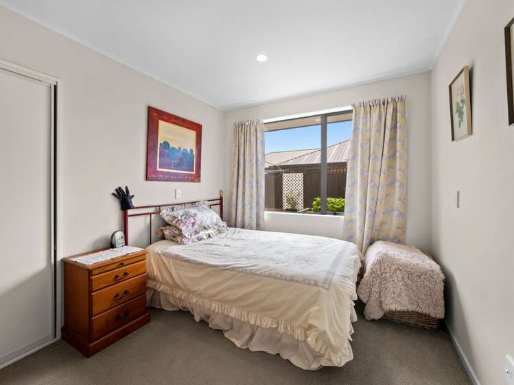 123 Pages Road Allenton_16