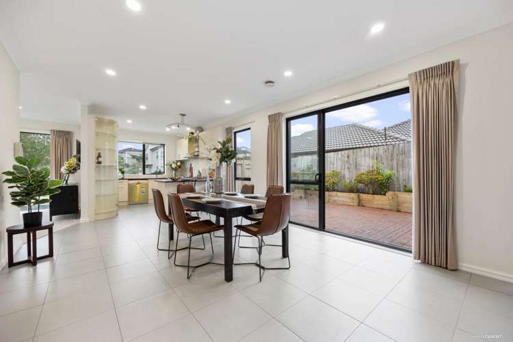 1 Askerne Drive Flat Bush_2