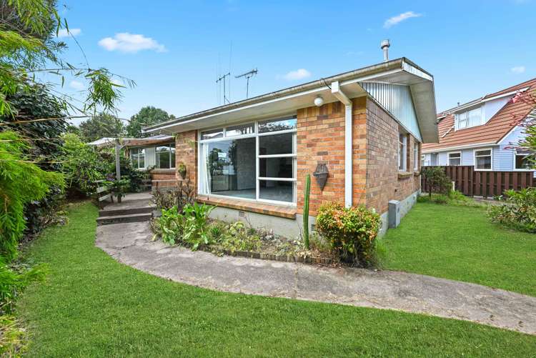 56 Pulham Crescent Queenwood_11