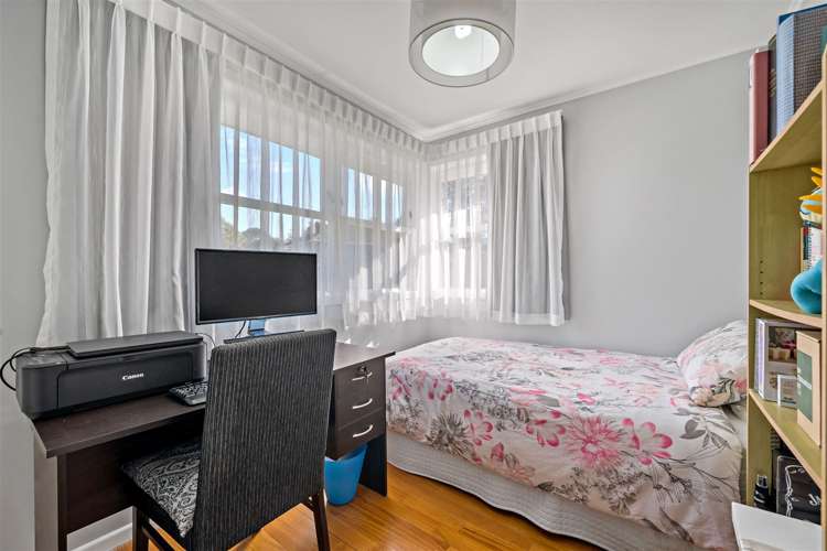 7 Beach Road Te Atatu Peninsula_17