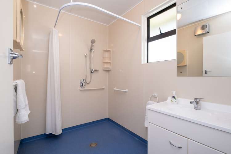 6 Memorial Park Avenue Haumoana_9