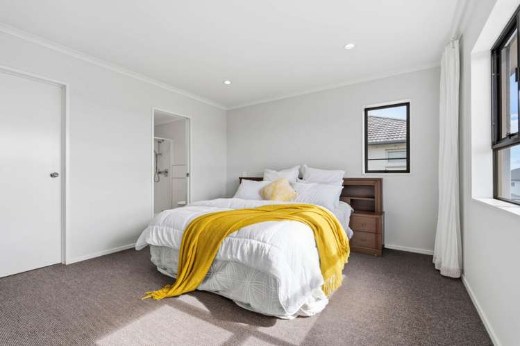 30 Mackay Drive Greenhithe_19
