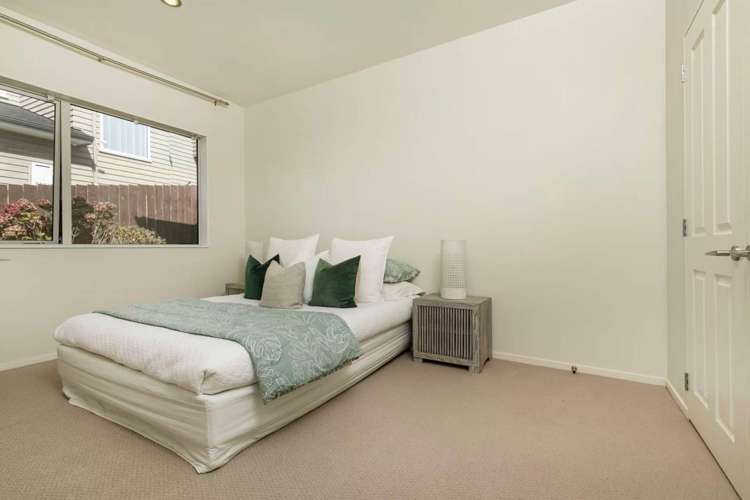 6 Mural Place Greenhithe_16